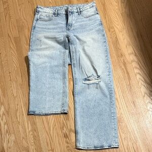 Light Wash Distressed Wide Leg Jeans